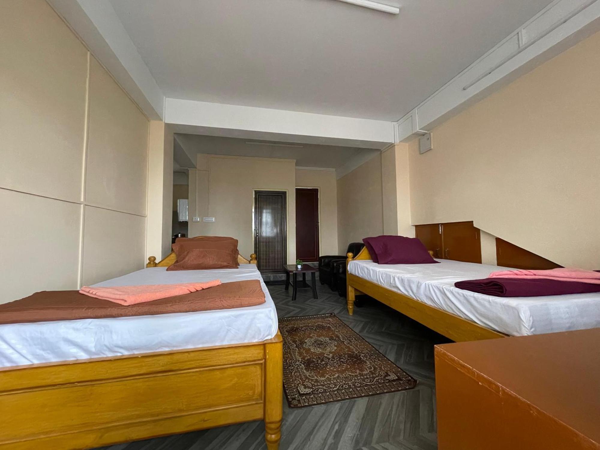 Homestay Keeon Private Front *